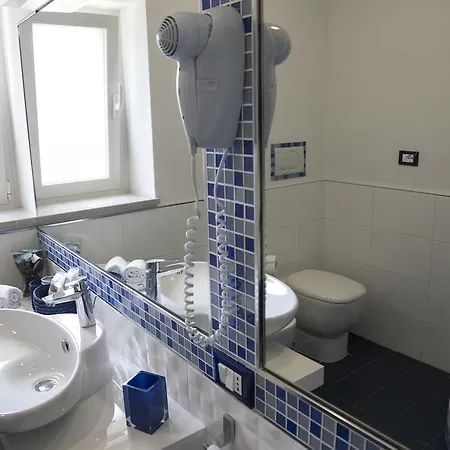 Rifa فندق مبيت وإفطار جنوى